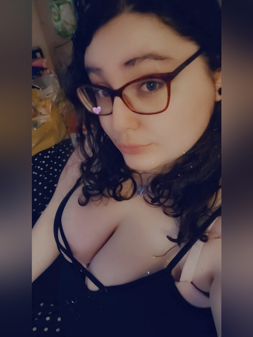 Meet your Posher, Jade - Picture 4 of 16